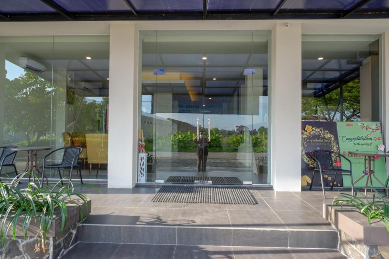 Reddoorz Plus Near Solo Baru Экстерьер фото
