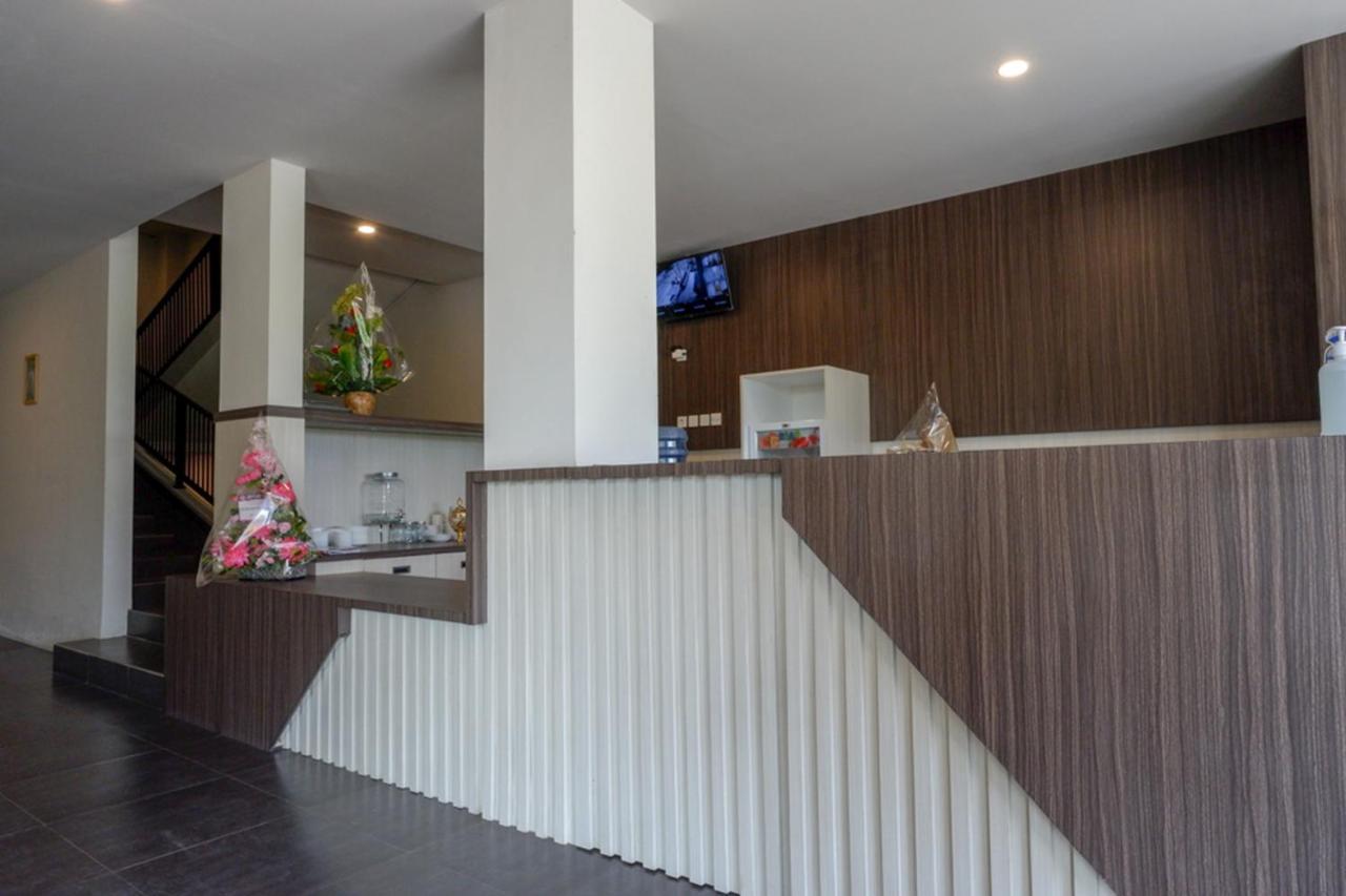 Reddoorz Plus Near Solo Baru Экстерьер фото